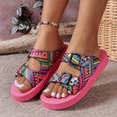 Sandálias plataforma femininas com fecho de velcro em cores combinando