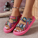 Sandálias plataforma femininas com fecho de velcro em cores combinando